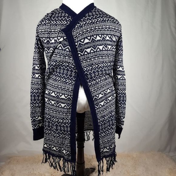 Charlotte Russe edge long sleeve fringe geometric print navy white small acrylic - Picture 2 of 11